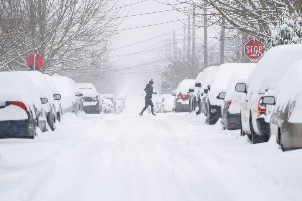 Ayudas en Houston por tormenta invernal